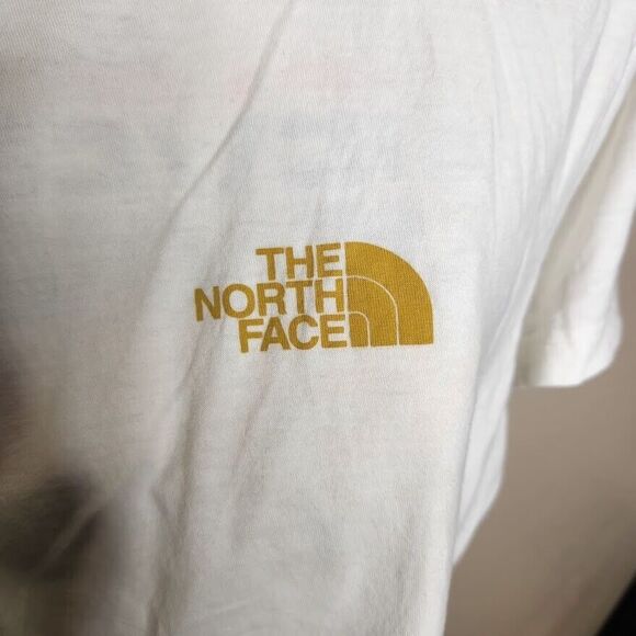 The North Face T-Shirt Men's Medium White 100% Cotton Crew Neck Short Sleeve - Picture 2 of 6